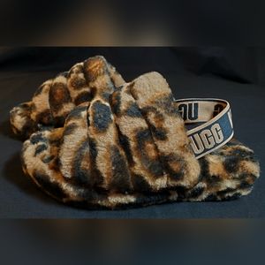 UGG Kids Leopard Print Fuzzy Slippers